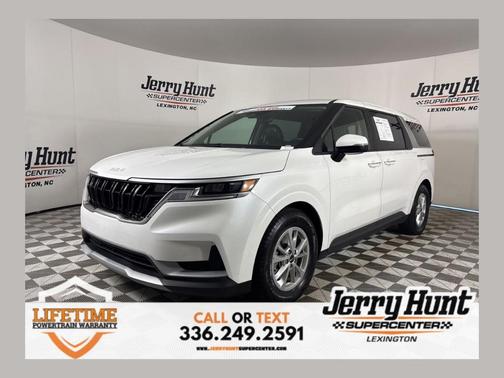 2024 Kia Carnival LX