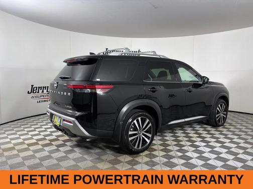 2024 Nissan Pathfinder Platinum