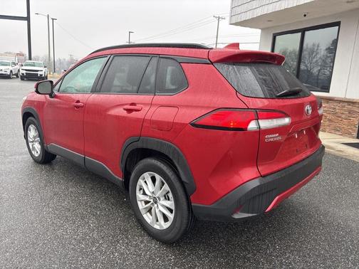 2023 Toyota Corolla Cross LE