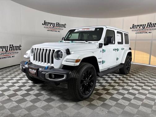 Bright White Clearcoat 2022 Jeep Wrangler Unlimited 4xe Sahara