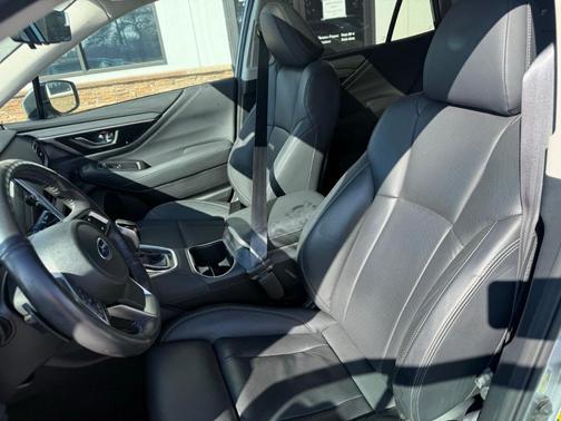 2023 Subaru Outback Touring XT