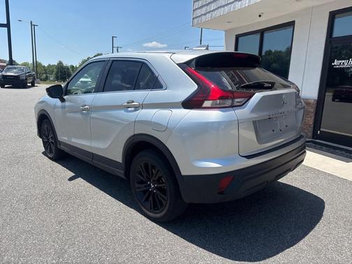 Gray 2025 Mitsubishi Eclipse Cross LE