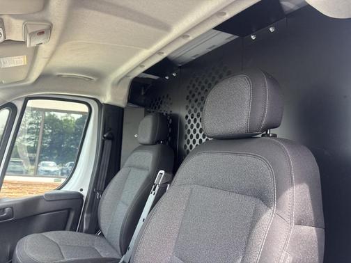 2025 RAM ProMaster 2500 Base