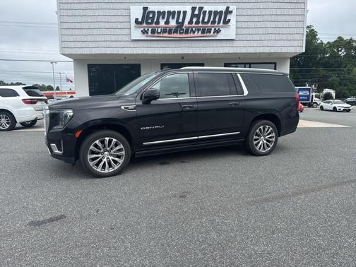 2023 GMC Yukon XL Denali