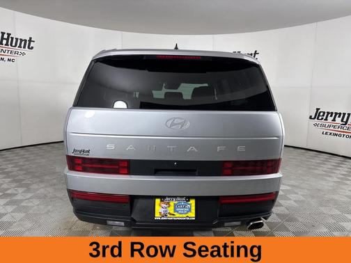 2025 Hyundai SANTA FE SE