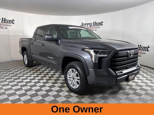 Magnetic Gray Metallic 2024 Toyota Tundra SR5