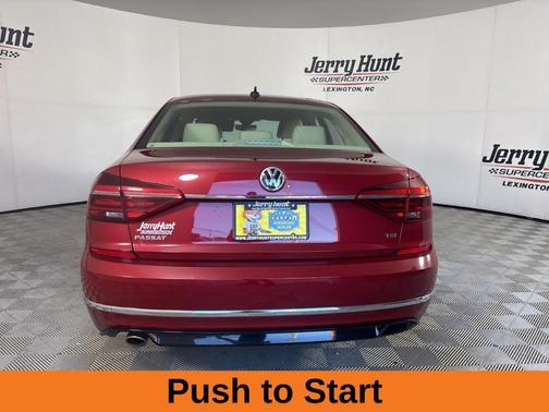 2019 Volkswagen Passat 2.0T SE R-Line
