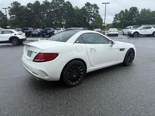 2018 Mercedes-Benz SLC 300 Base