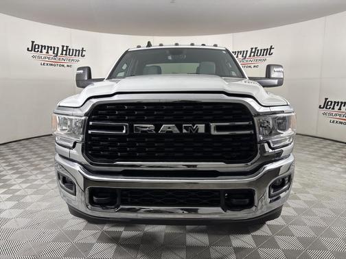 2024 RAM 3500 Big Horn