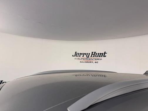 Silver Metallic 2020 Ford Edge SEL