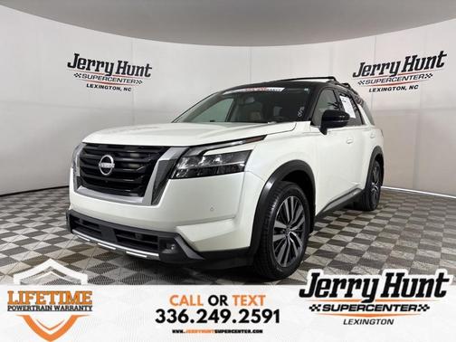 2022 Nissan Pathfinder Platinum