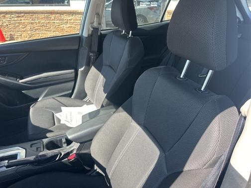 2022 Subaru Impreza Base