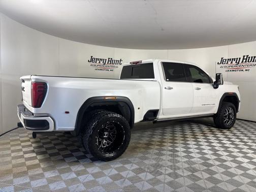 2024 GMC Sierra 3500 Denali Ultimate