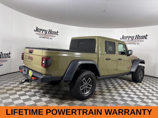 41 2025 Jeep Gladiator Mojave