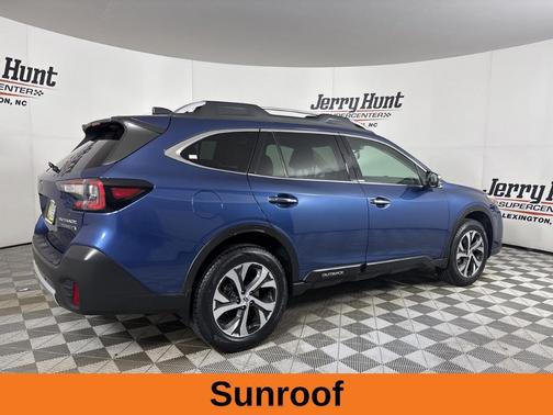 2022 Subaru Outback Touring XT