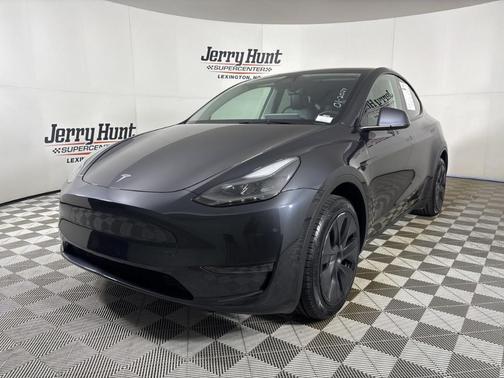 2024 Tesla Model Y Standard Range