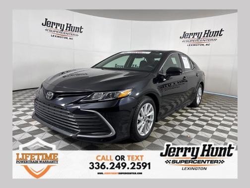 2024 Toyota Camry LE