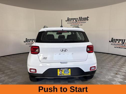 2023 Hyundai VENUE SEL