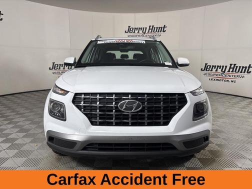 2023 Hyundai VENUE SEL