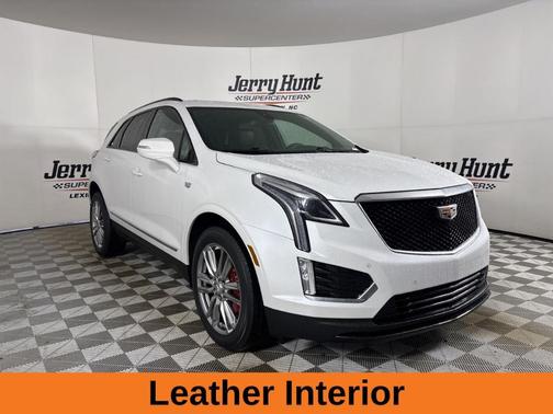 Crystal White Tri-Coat 2022 Cadillac XT5 Sport