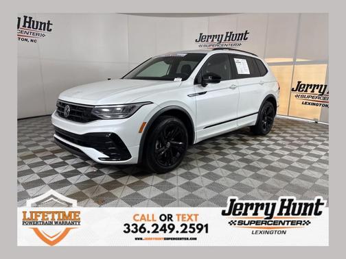 2023 Volkswagen Tiguan 2.0T SE R-Line Black