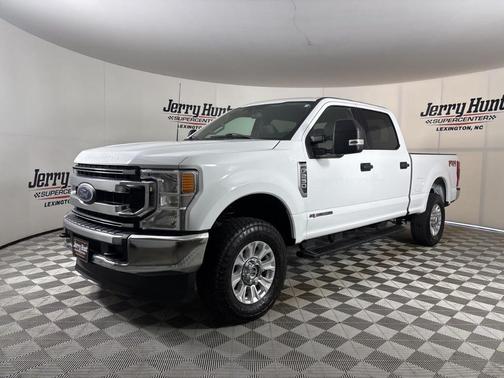 Oxford White 2022 Ford F-250 XLT