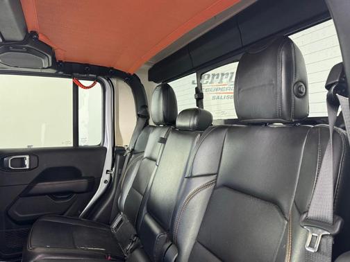 2022 Jeep Gladiator Mojave