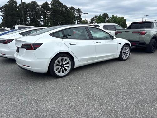 White 2023 Tesla Model 3 Base