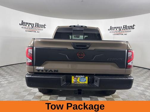 2024 Nissan Titan PRO-4X