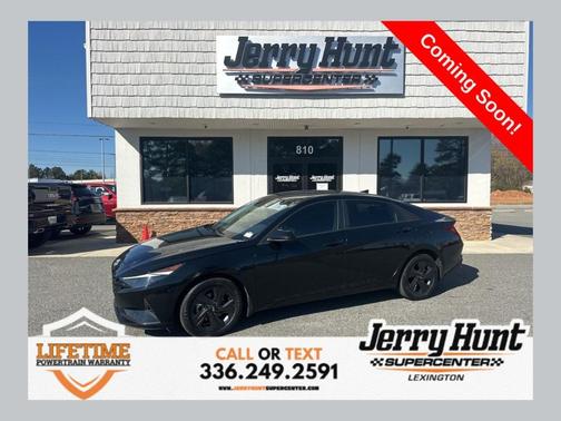 2022 Hyundai ELANTRA SEL