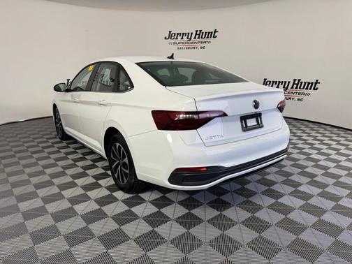 2024 Volkswagen Jetta 1.5T S
