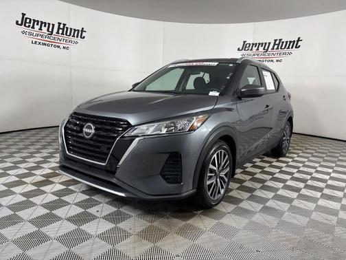 2023 Nissan Kicks SV