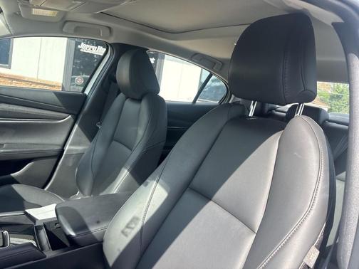 2025 Mazda Mazda3 FWD w/Preferred Package