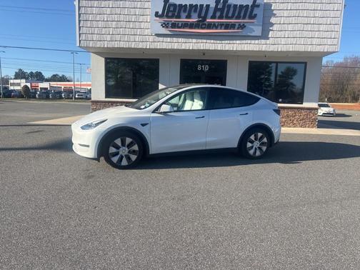 2022 Tesla Model Y Long Range