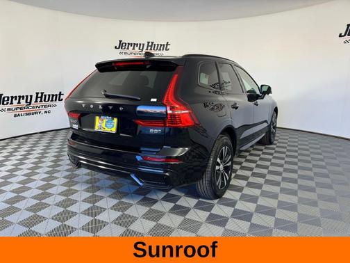 2024 Volvo XC60 B5 Core