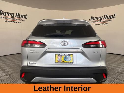 2023 Toyota Corolla Cross XLE