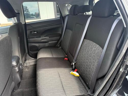 2024 Mitsubishi Outlander Sport 2.0 ES