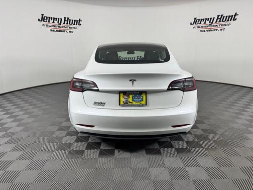 White 2023 Tesla Model 3 Base