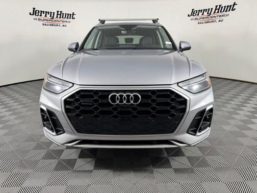 2024 Audi Q5 45 S line quattro Premium
