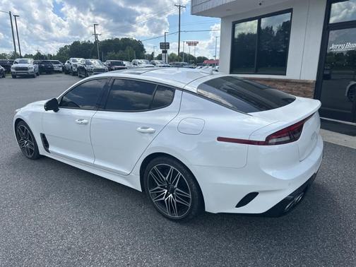 2023 Kia Stinger GT2