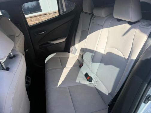 2023 Lexus UX 250h Premium