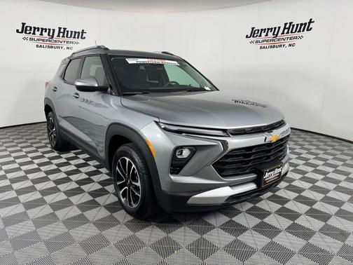 Sterling Gray Metallic 2025 Chevrolet Trailblazer LT