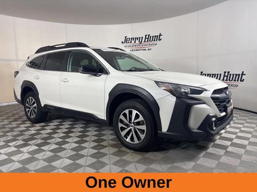 2023 Subaru Outback Premium