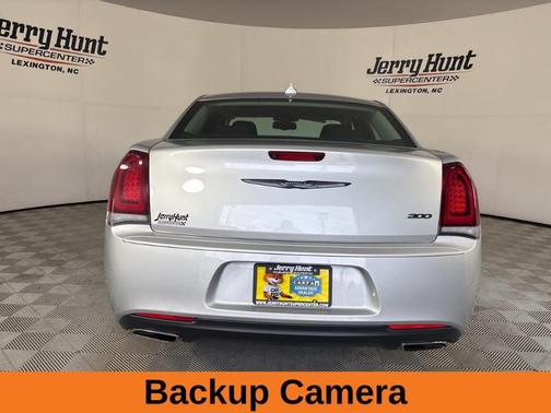 2021 Chrysler 300 Touring