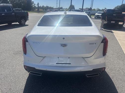 2023 Cadillac CT4 Premium Luxury