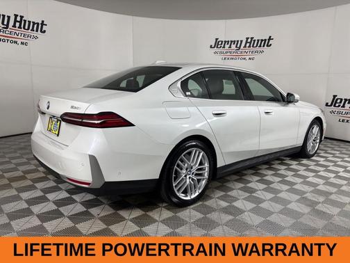 2025 BMW 530 i