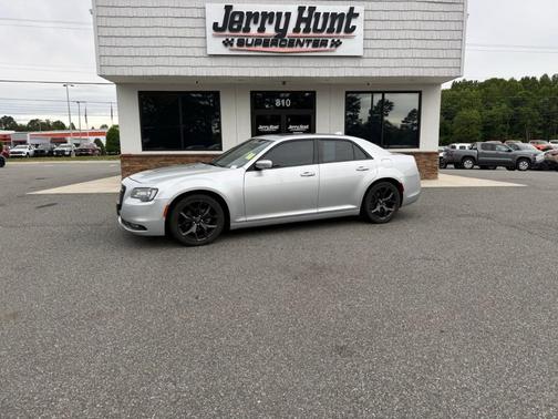 Silver Mist Clearcoat 2022 Chrysler 300 S