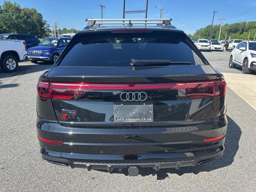 2025 Audi Q8 55 Premium