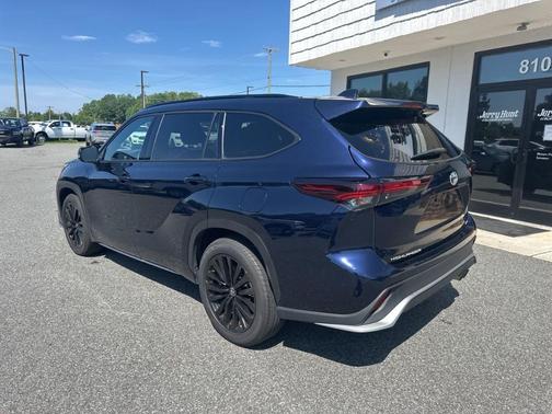 2024 Toyota Highlander XSE