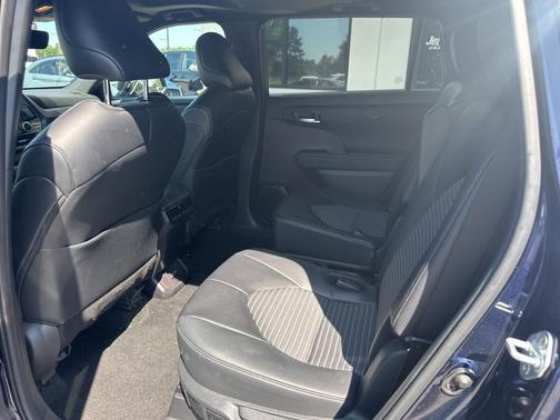 2024 Toyota Highlander XSE